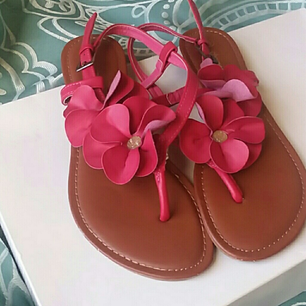 Charming Charlie Pink Flower Sandals Like New